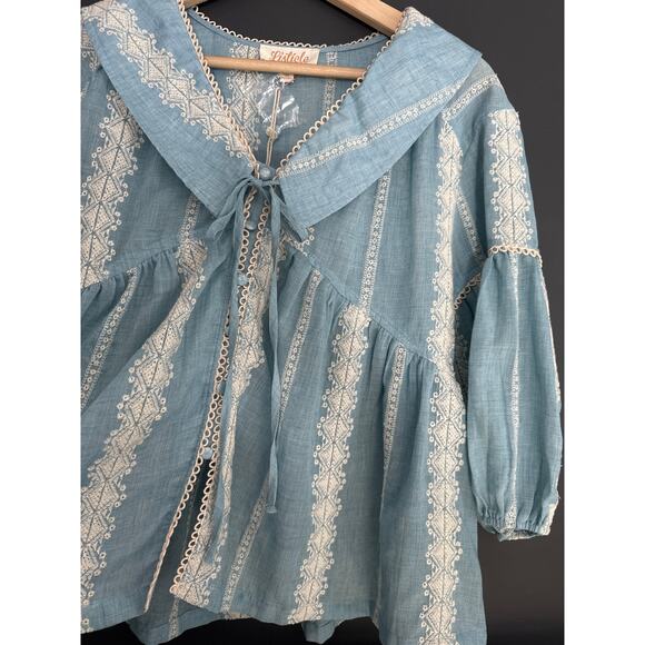 Listicle Head in the Clouds Embroidered Button Front Blouse Top Blue NEW Large - Picture 5 of 12